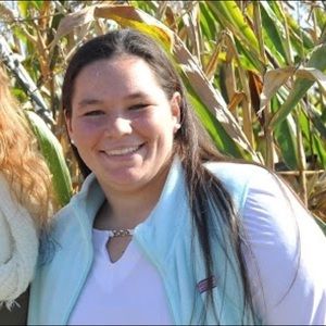 Meet your Posher, Olivia